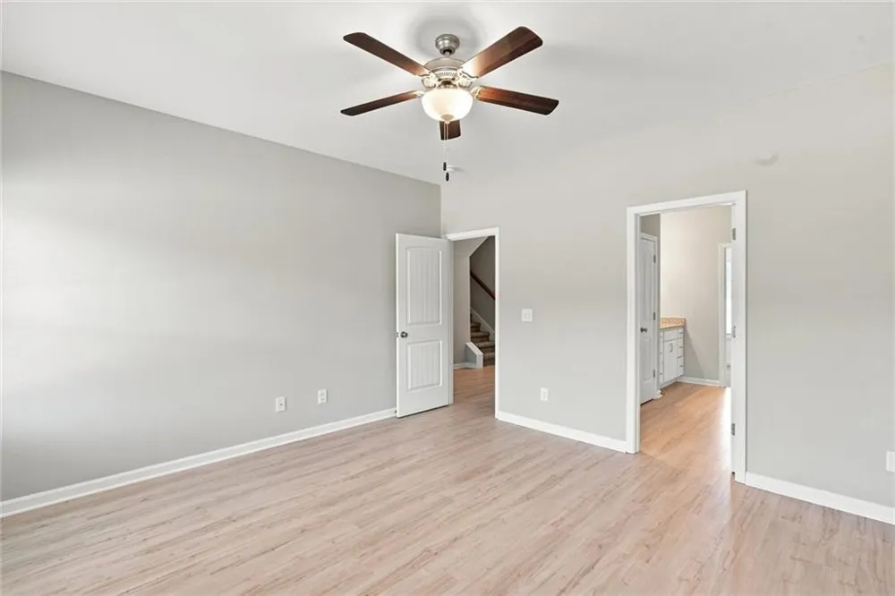 360 May Lane Carnesville, GA 30521