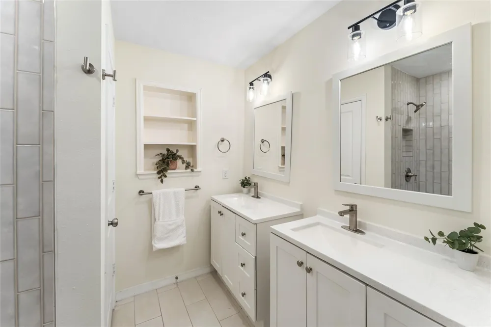4602 Sheffield Court Pasadena, TX 77504