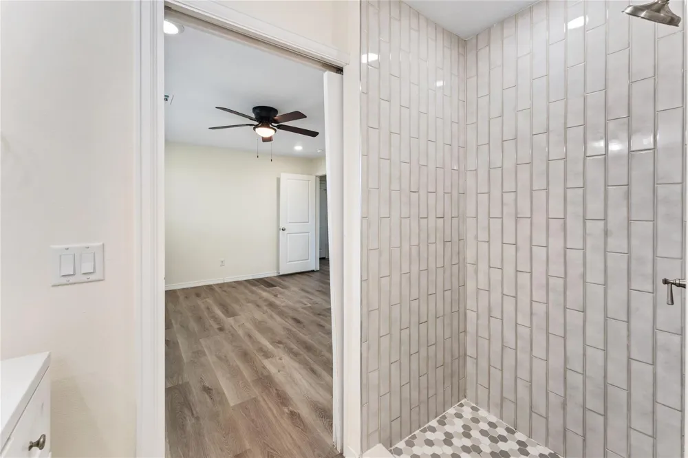 4602 Sheffield Court Pasadena, TX 77504