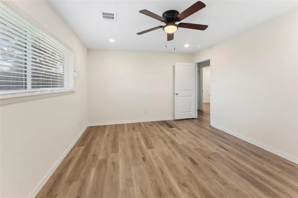 4602 Sheffield Court Pasadena, TX 77504