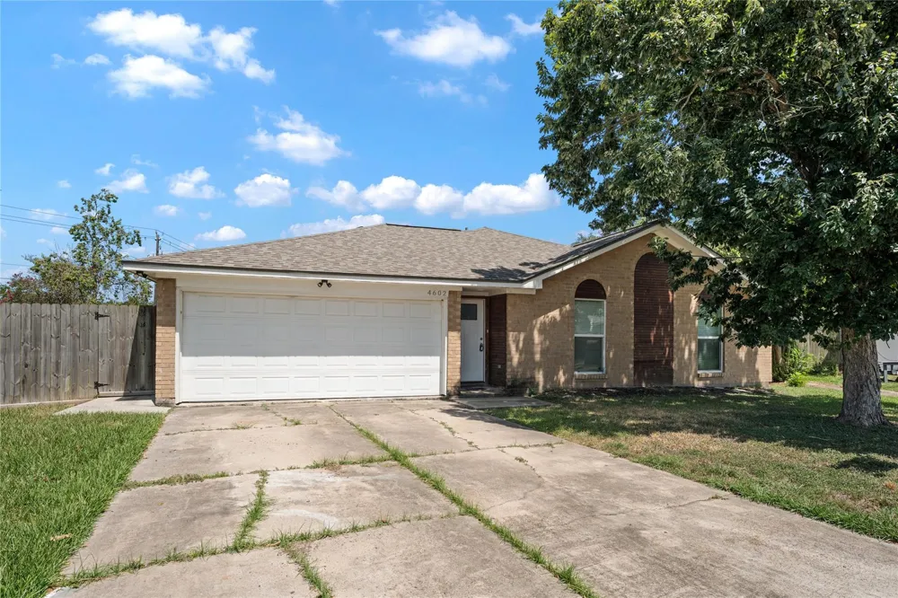 4602 Sheffield Court Pasadena, TX 77504