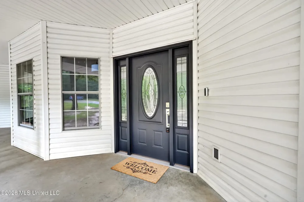 416 W Lamar Avenue Poplarville, MS 39470