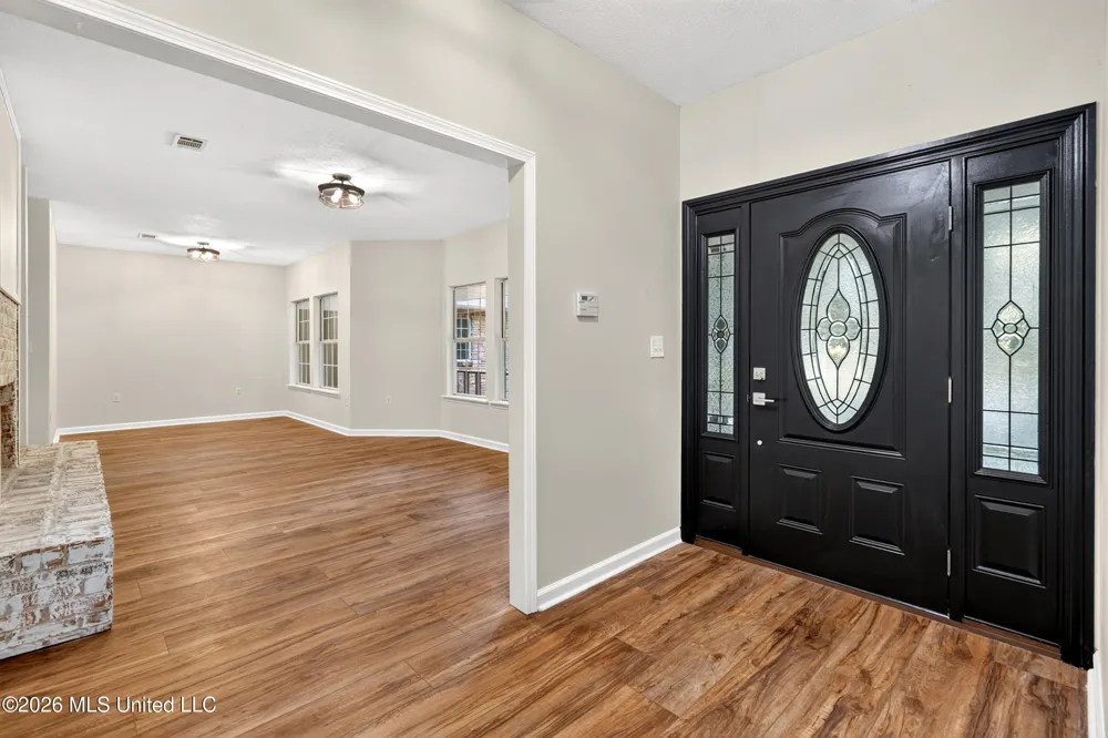 416 W Lamar Avenue Poplarville, MS 39470