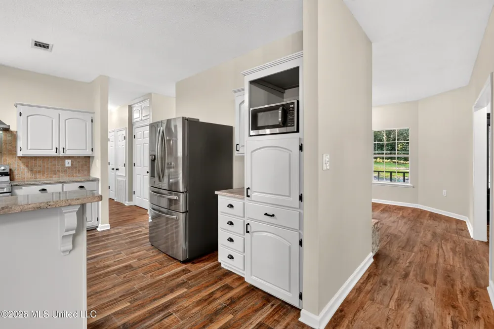 416 W Lamar Avenue Poplarville, MS 39470