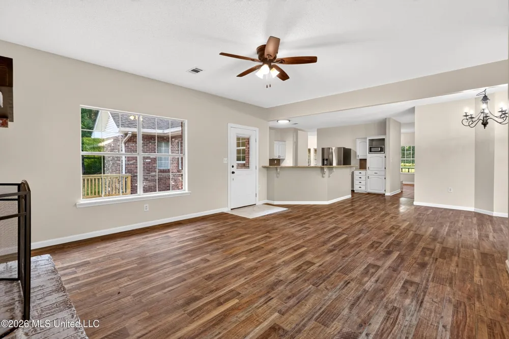 416 W Lamar Avenue Poplarville, MS 39470
