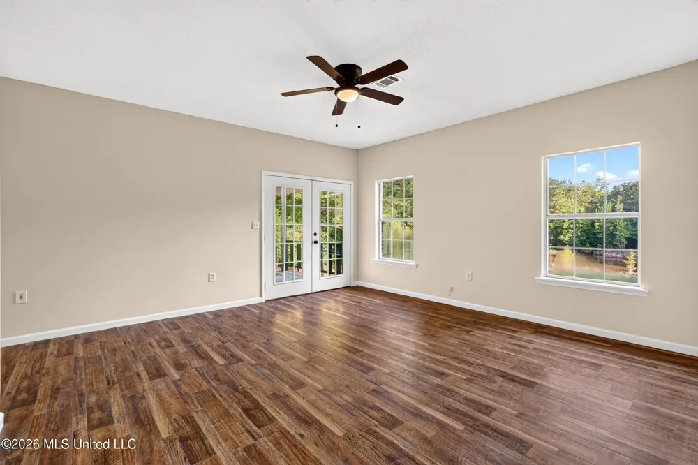 416 W Lamar Avenue Poplarville, MS 39470