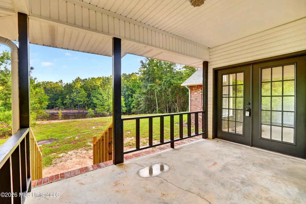416 W Lamar Avenue Poplarville, MS 39470