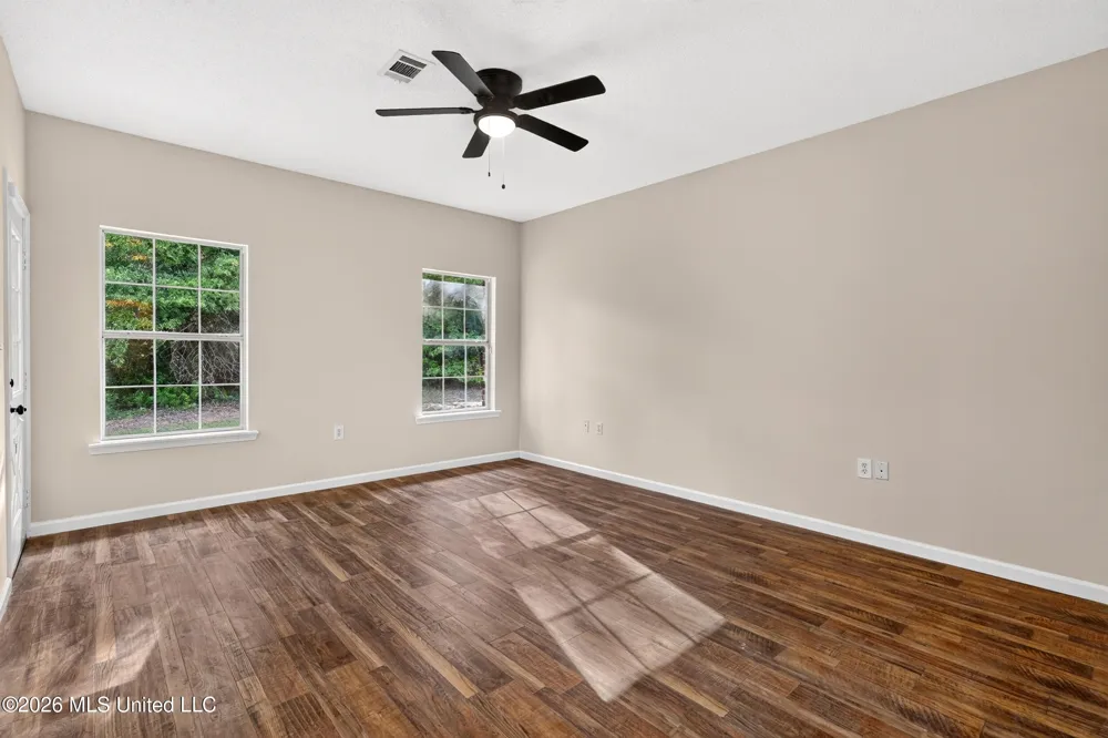 416 W Lamar Avenue Poplarville, MS 39470