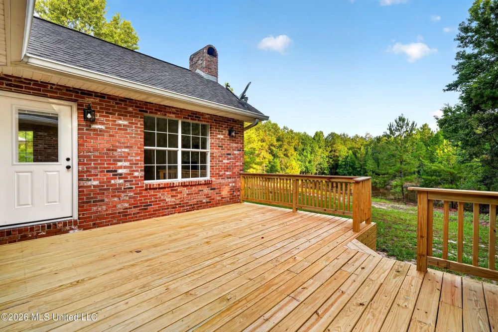 416 W Lamar Avenue Poplarville, MS 39470