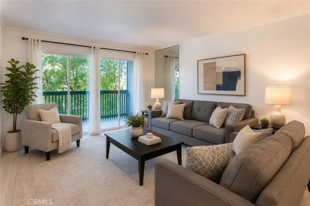 412 Bellflower #104 Long Beach, CA 90814