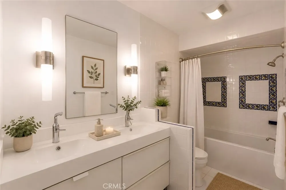 412 Bellflower #104 Long Beach, CA 90814