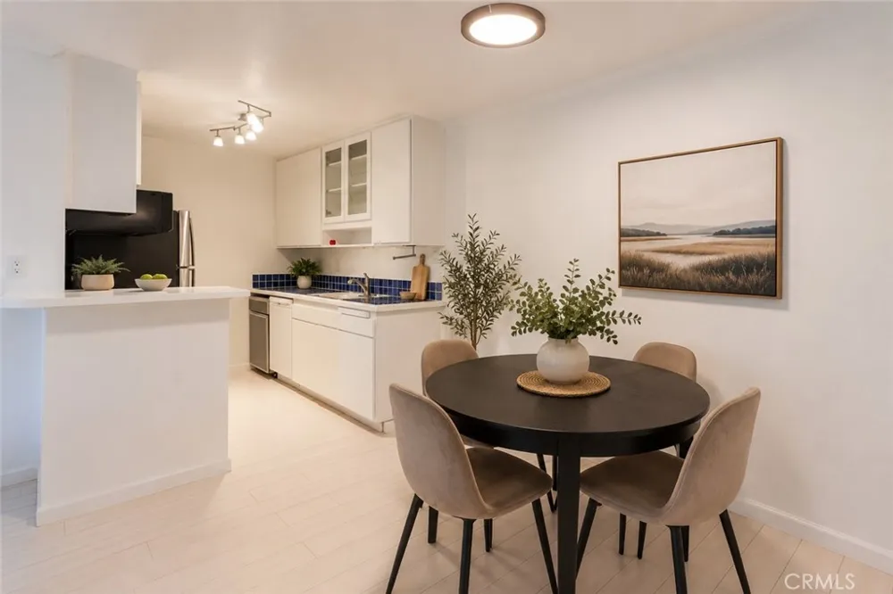 412 Bellflower #104 Long Beach, CA 90814