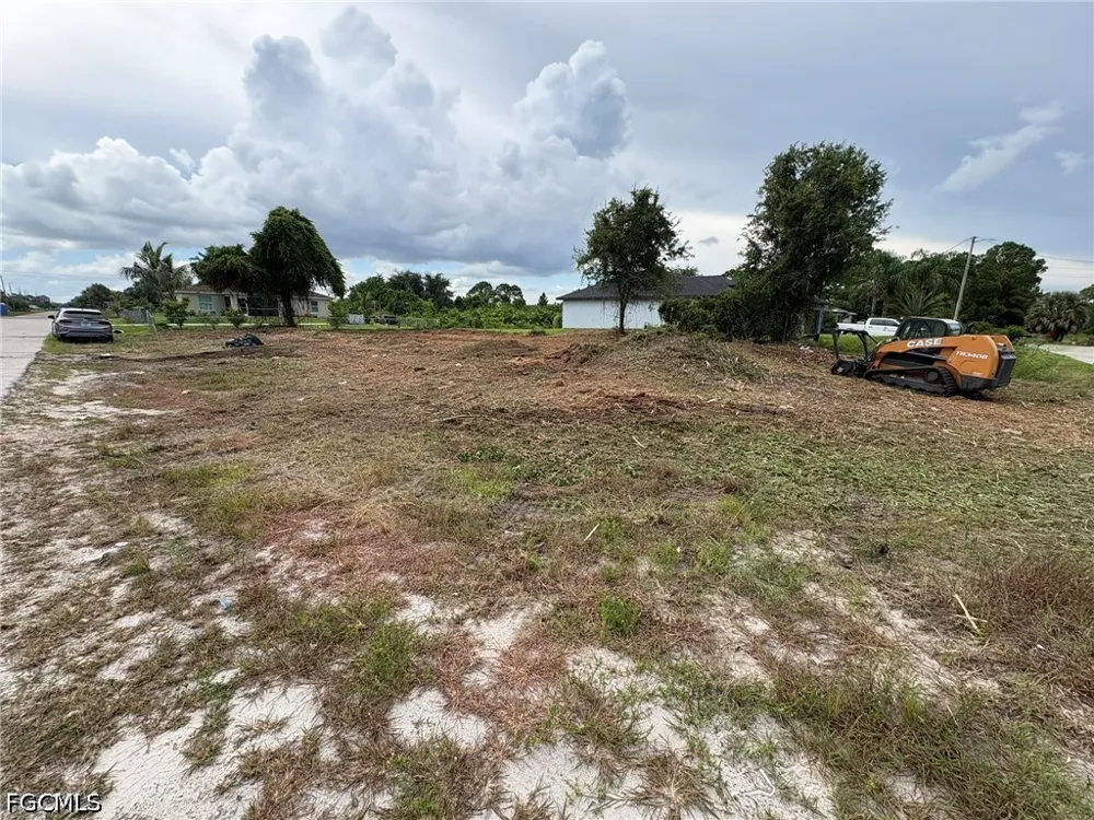 Wanda Avenue S Lehigh Acres, FL 33976