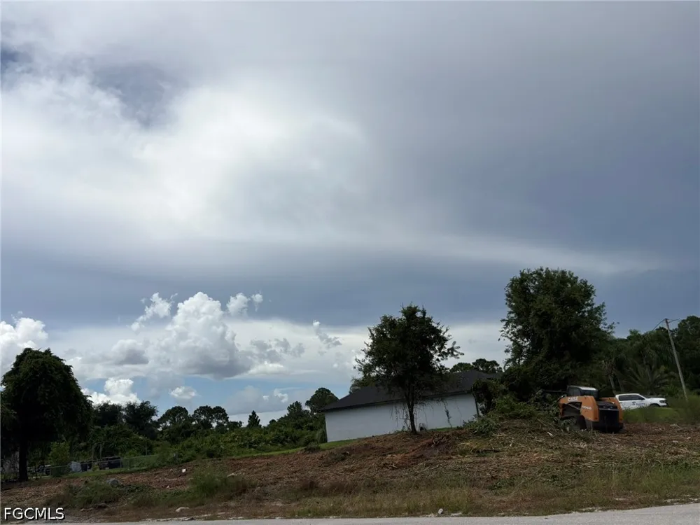 Wanda Avenue S Lehigh Acres, FL 33976