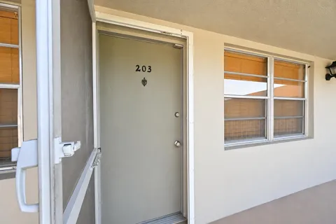 27 LAKE VISTA TRAIL #203