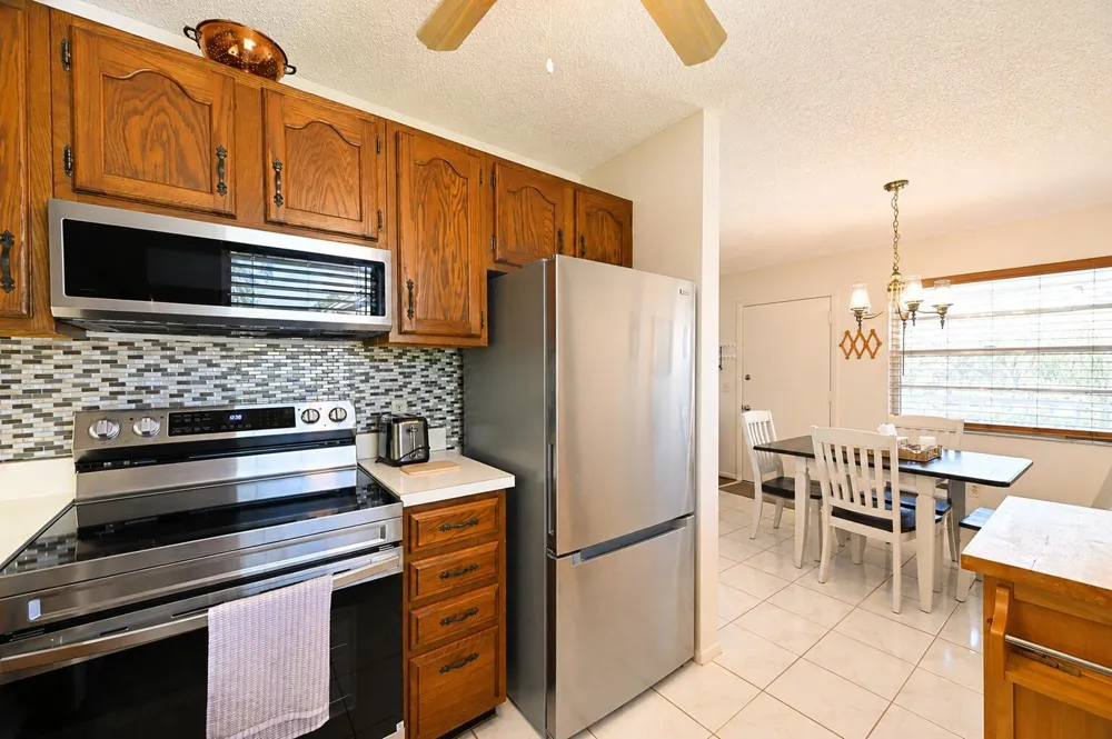 27 LAKE VISTA TRAIL #203 Port St. Lucie, FL 34952