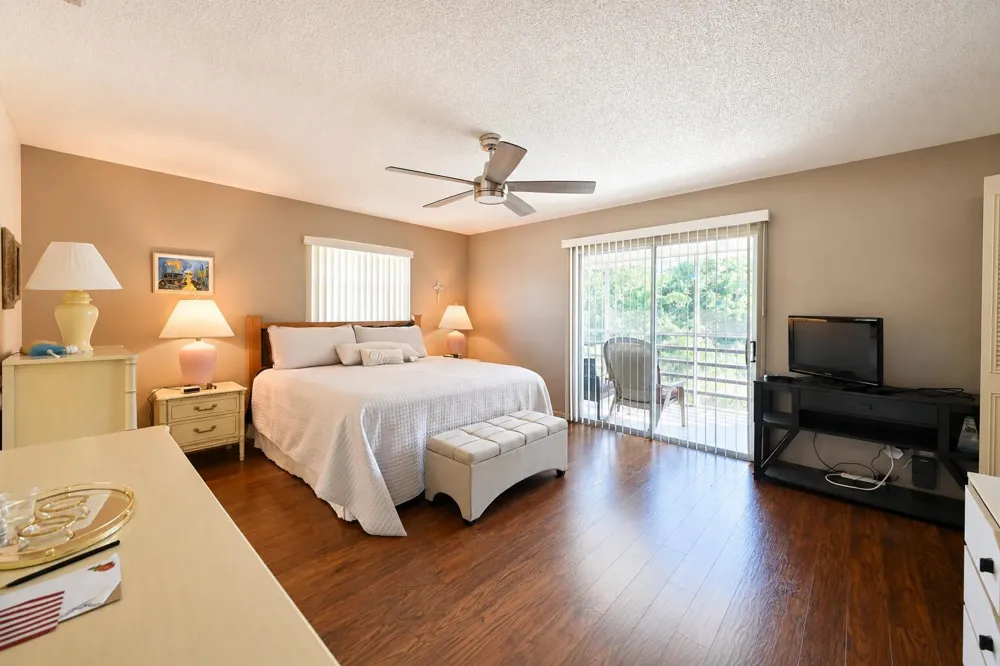 27 LAKE VISTA TRAIL #203 Port St. Lucie, FL 34952