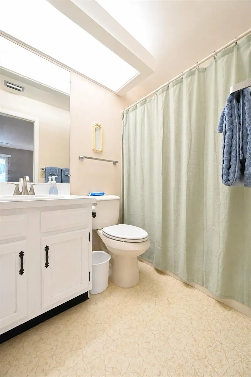 27 LAKE VISTA TRAIL #203 Port St. Lucie, FL 34952