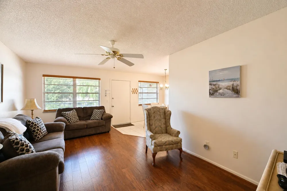 27 LAKE VISTA TRAIL #203 Port St. Lucie, FL 34952