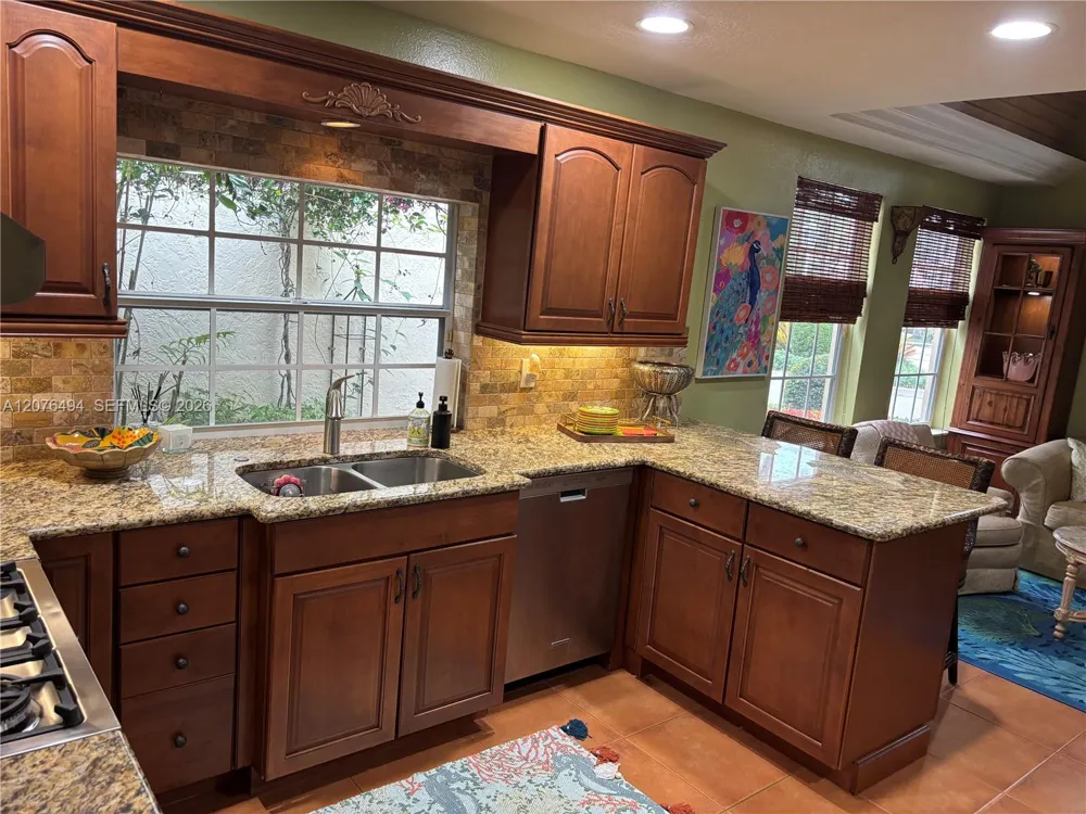 61 Via Del Corso #- Palm Beach Gardens, FL 33418