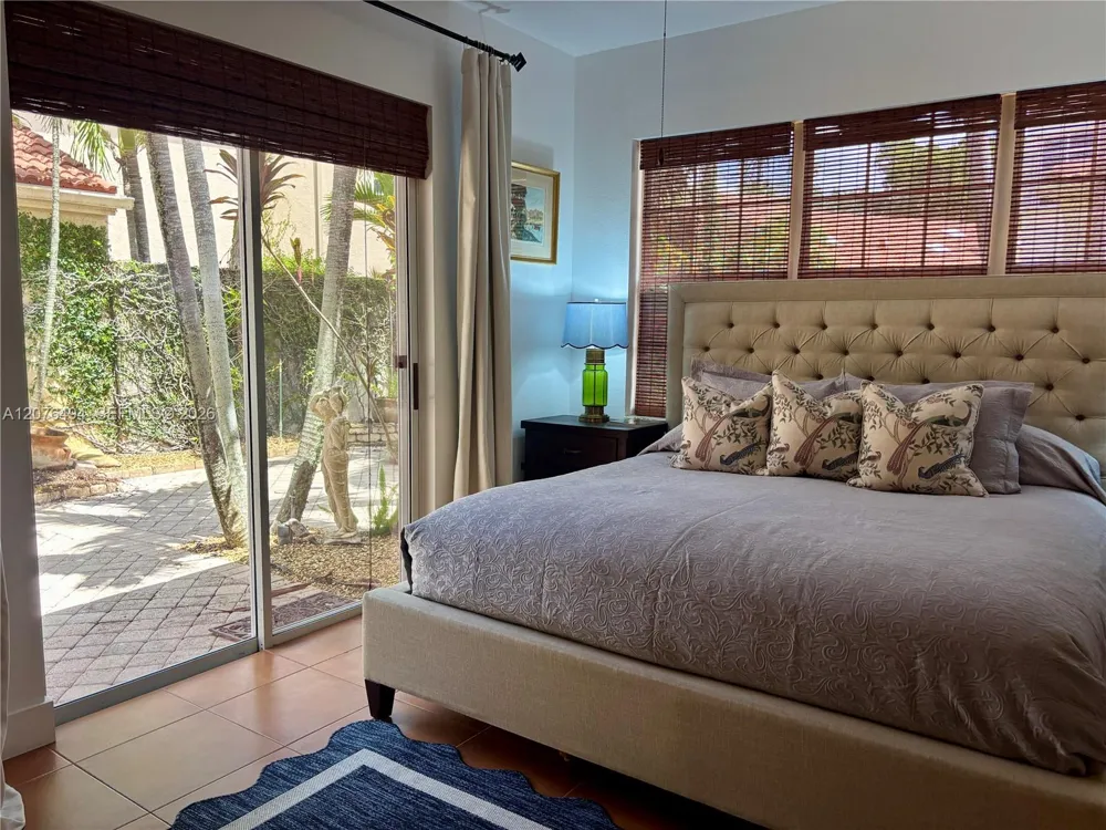61 Via Del Corso #- Palm Beach Gardens, FL 33418