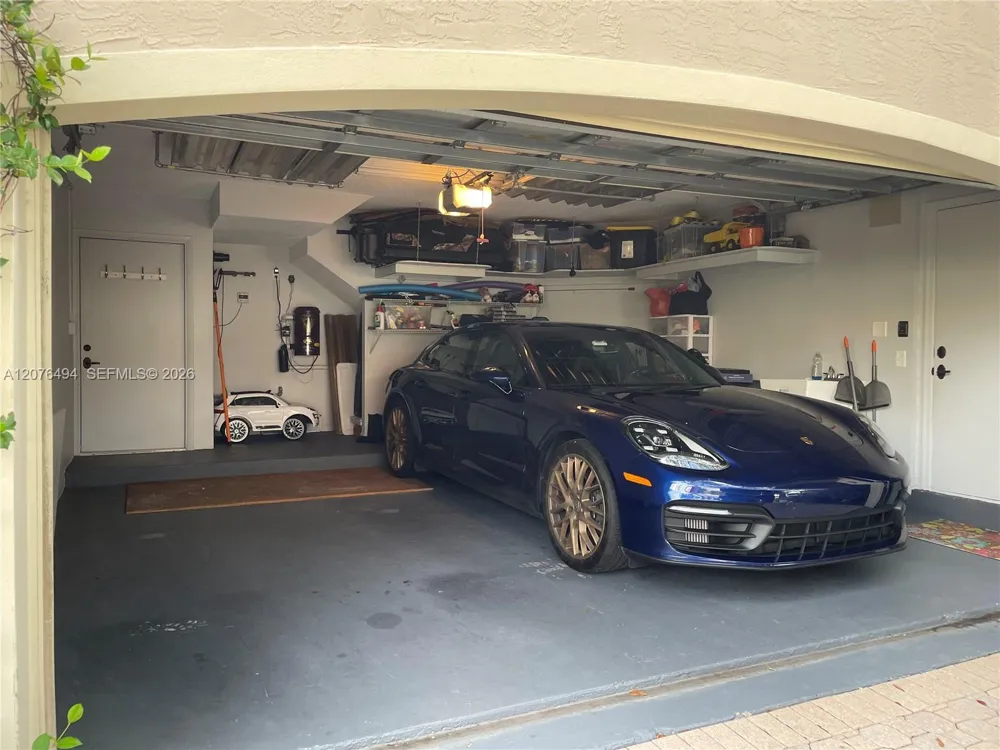 61 Via Del Corso #- Palm Beach Gardens, FL 33418