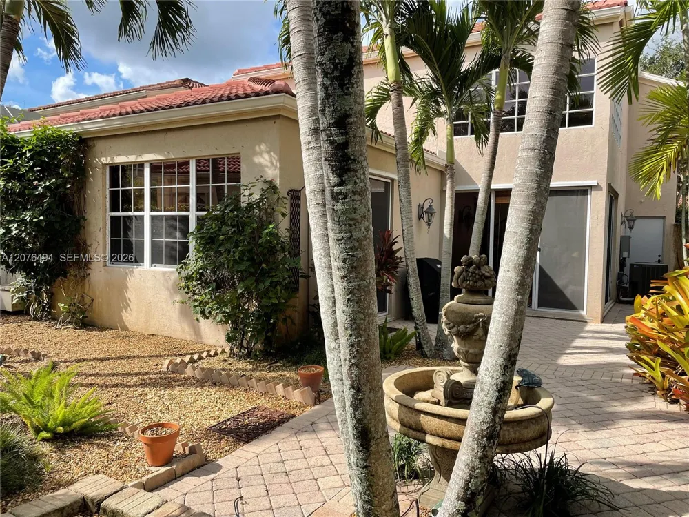 61 Via Del Corso #- Palm Beach Gardens, FL 33418