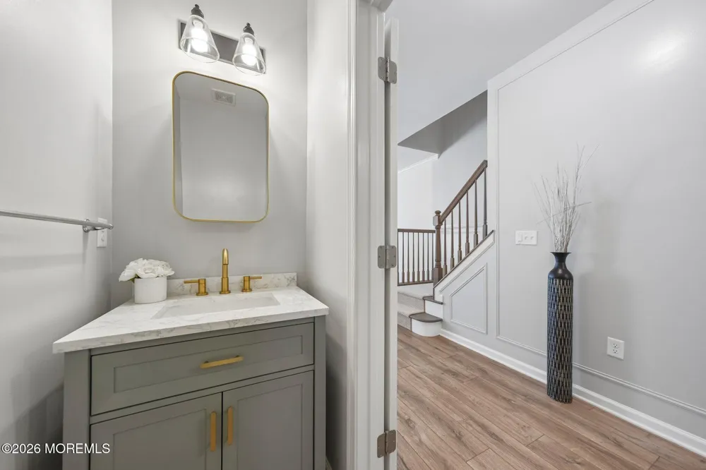 56 Eckert Drive Lincroft, NJ 07738