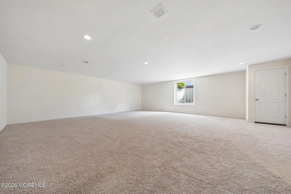 56 Eckert Drive Lincroft, NJ 07738