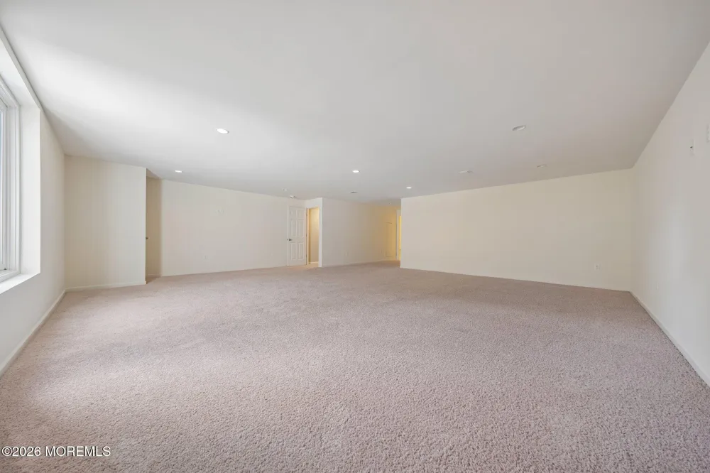 56 Eckert Drive Lincroft, NJ 07738