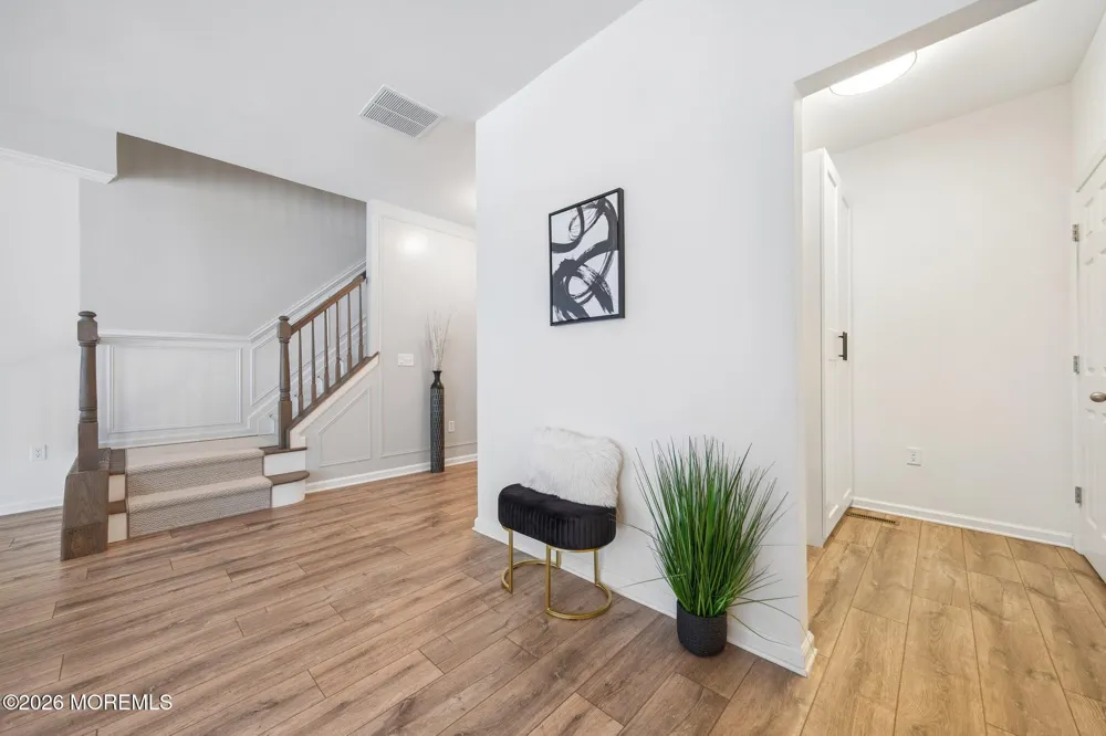 56 Eckert Drive Lincroft, NJ 07738