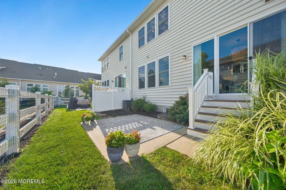 56 Eckert Drive Lincroft, NJ 07738