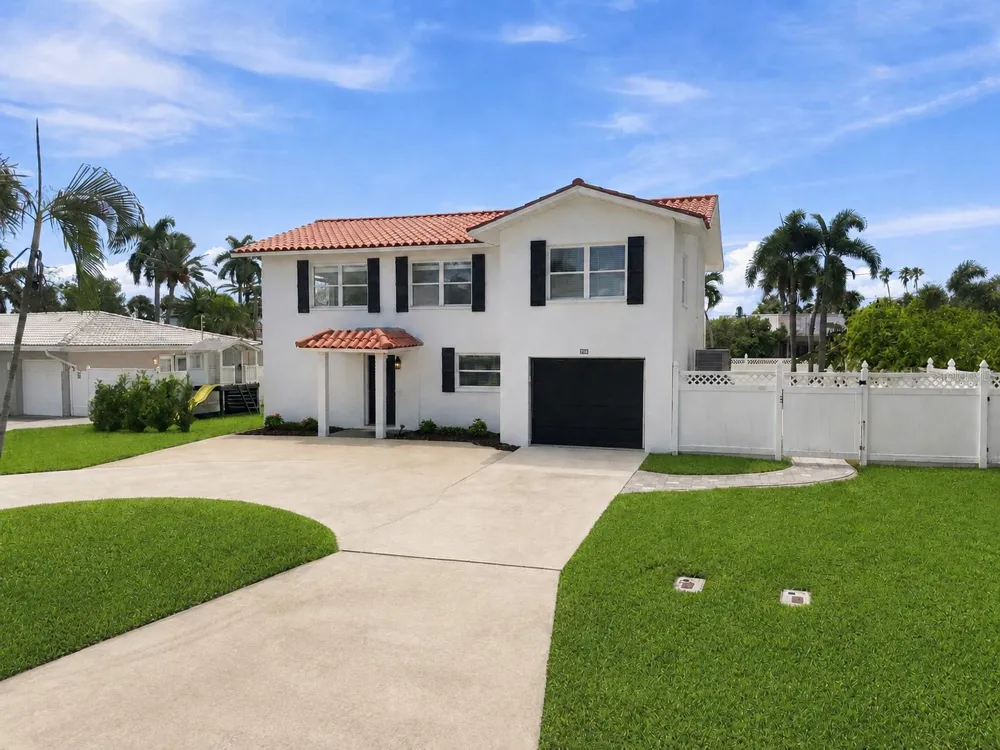 112 16TH STREET Belleair Beach, FL 33786