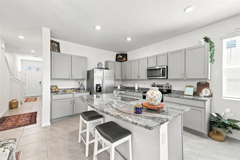 32898 PEZ LANDING LANE Wesley Chapel, FL 33543