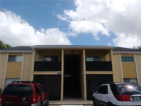 902 LAKE DESTINY ROAD #B