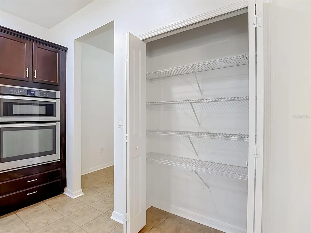 1113 CANYON OAKS DRIVE Brandon, FL 33510