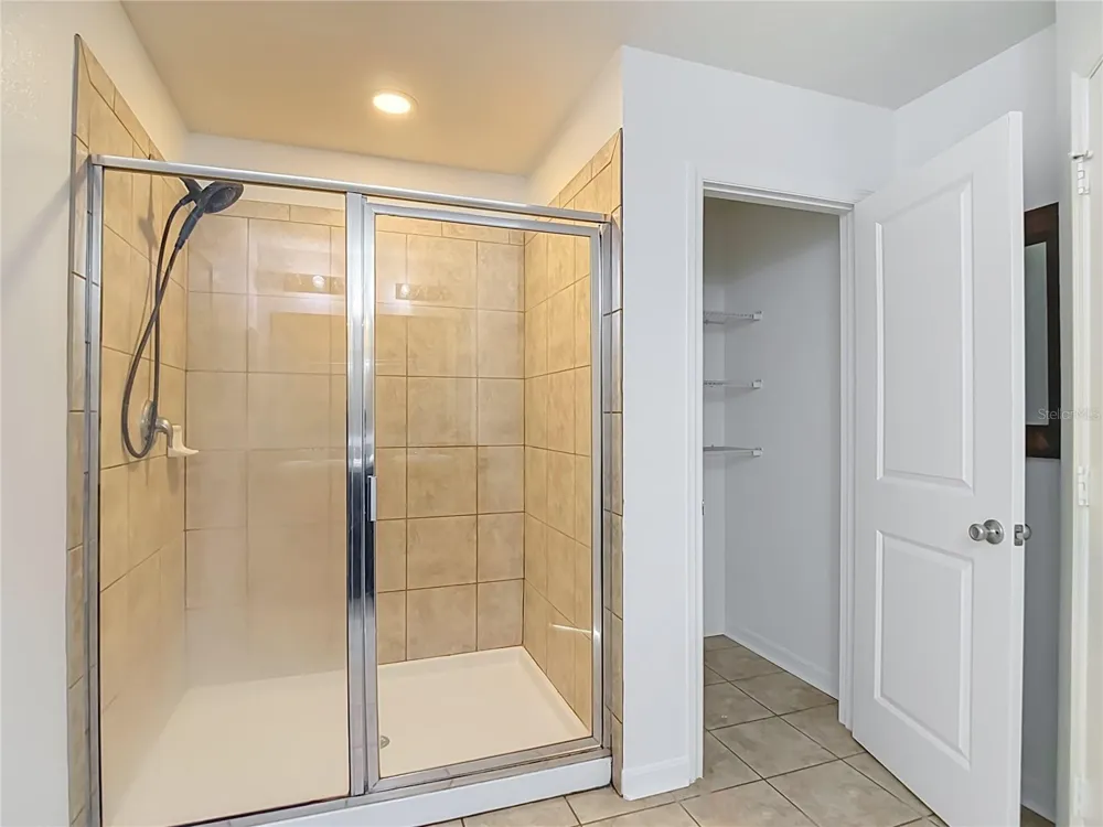 1113 CANYON OAKS DRIVE Brandon, FL 33510