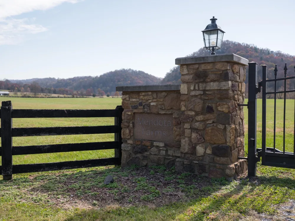 7456 A P Carter Highway Hiltons, VA 24258