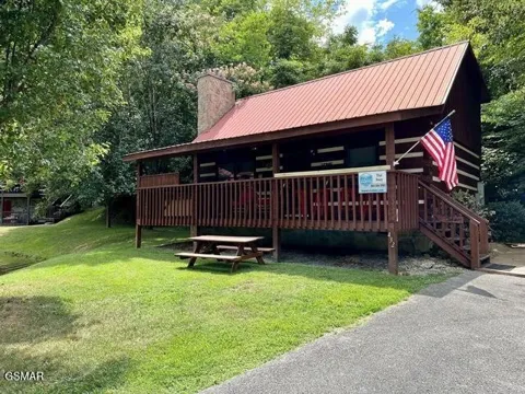432 Hideaway Ridge Circle