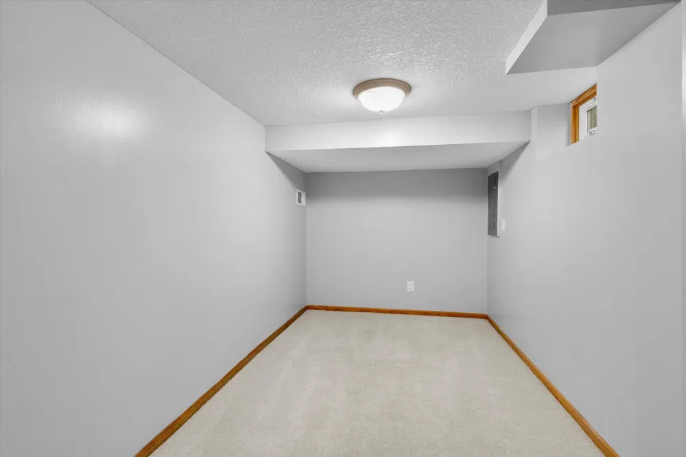 9119 Bloomington Avenue Bloomington, MN 55425