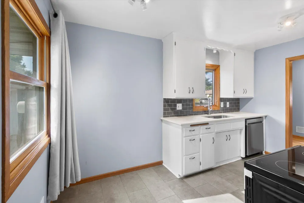 9119 Bloomington Avenue Bloomington, MN 55425