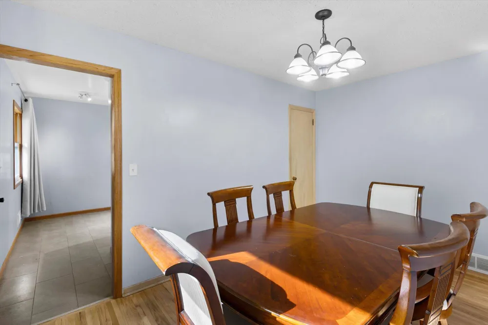 9119 Bloomington Avenue Bloomington, MN 55425