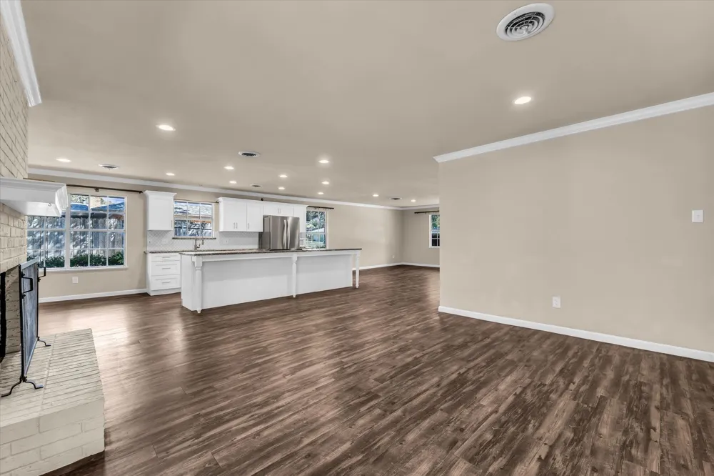 1728 Laurel Lake Drive Waco, TX 76710