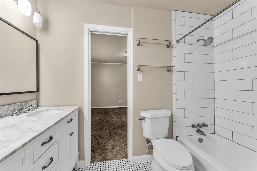 1728 Laurel Lake Drive Waco, TX 76710