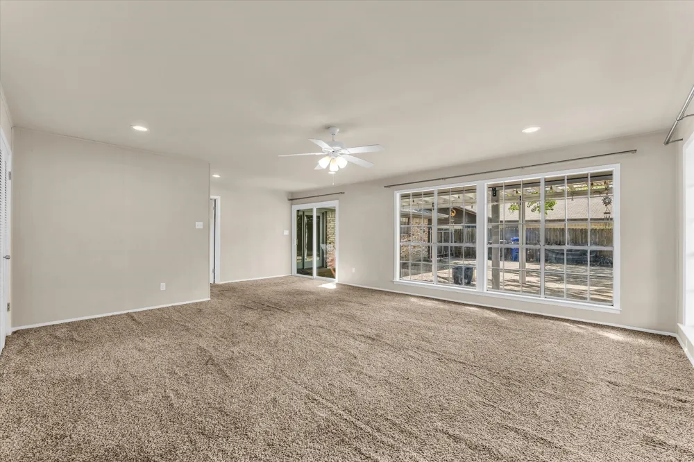 1728 Laurel Lake Drive Waco, TX 76710