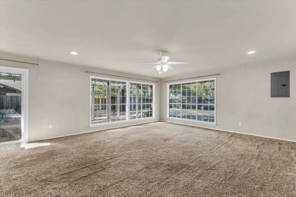 1728 Laurel Lake Drive Waco, TX 76710