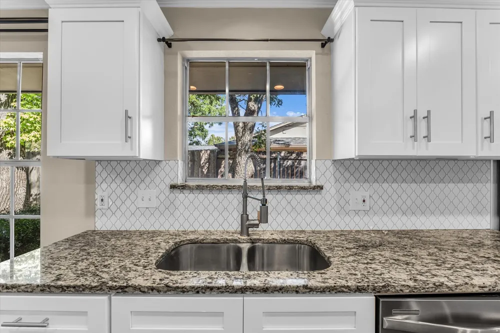1728 Laurel Lake Drive Waco, TX 76710