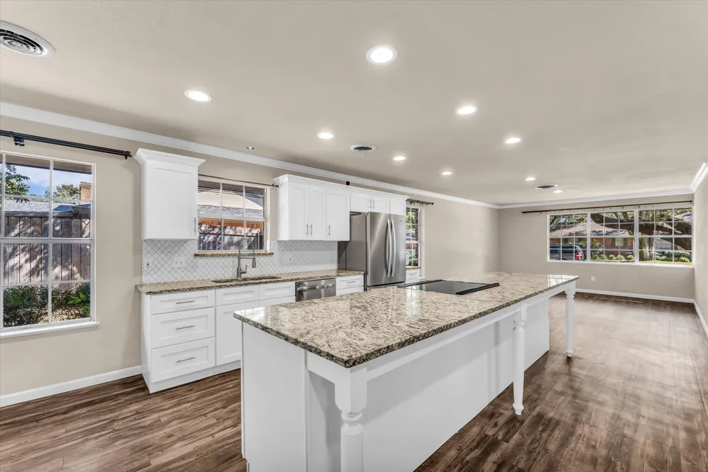 1728 Laurel Lake Drive Waco, TX 76710