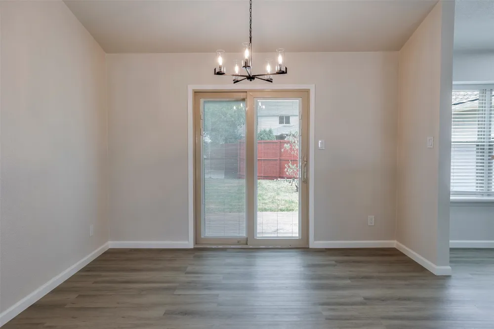 4201 Arbor Creek Drive Carrollton, TX 75010