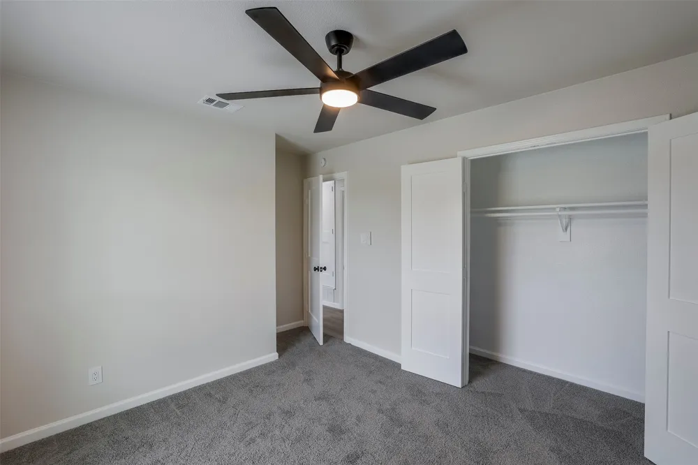 4201 Arbor Creek Drive Carrollton, TX 75010